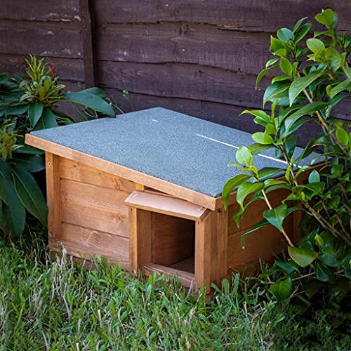 The Hutch Company Hedgehog House and Hibernation Shelter - Predator-Proof Outdoor Habitat, Feeding Station and Home - Felt Roof Cover and Full Wood Flooring - Best Pet Garden Hedgehogs Wooden Houses